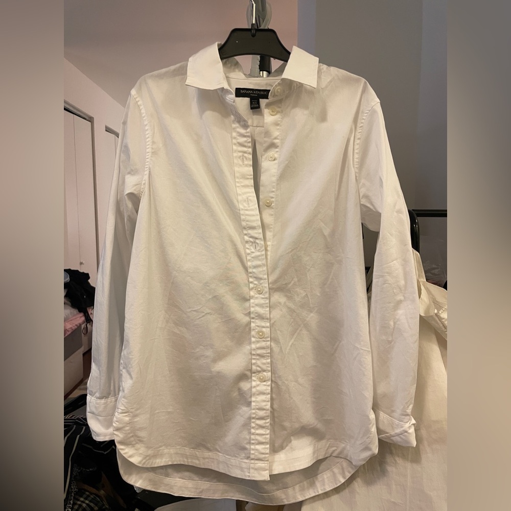 Banana Republic Parker Classic Button Down Shirt